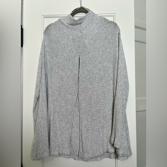 Free People Lover Rib Split Back Pullover (Small) - Picture 4 of 4